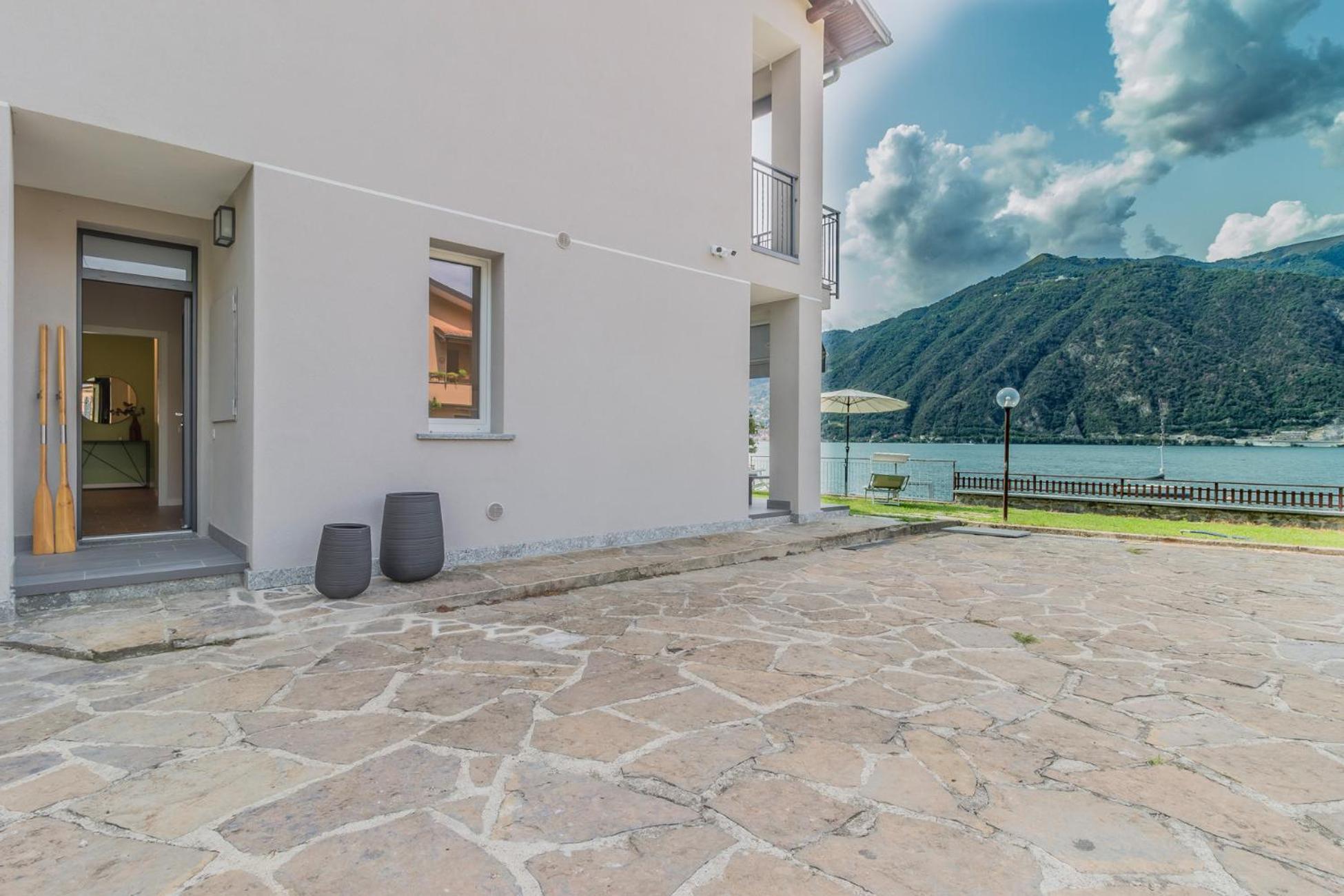 Ninfea Apartments By Wonderful Italy Lezzeno Buitenkant foto